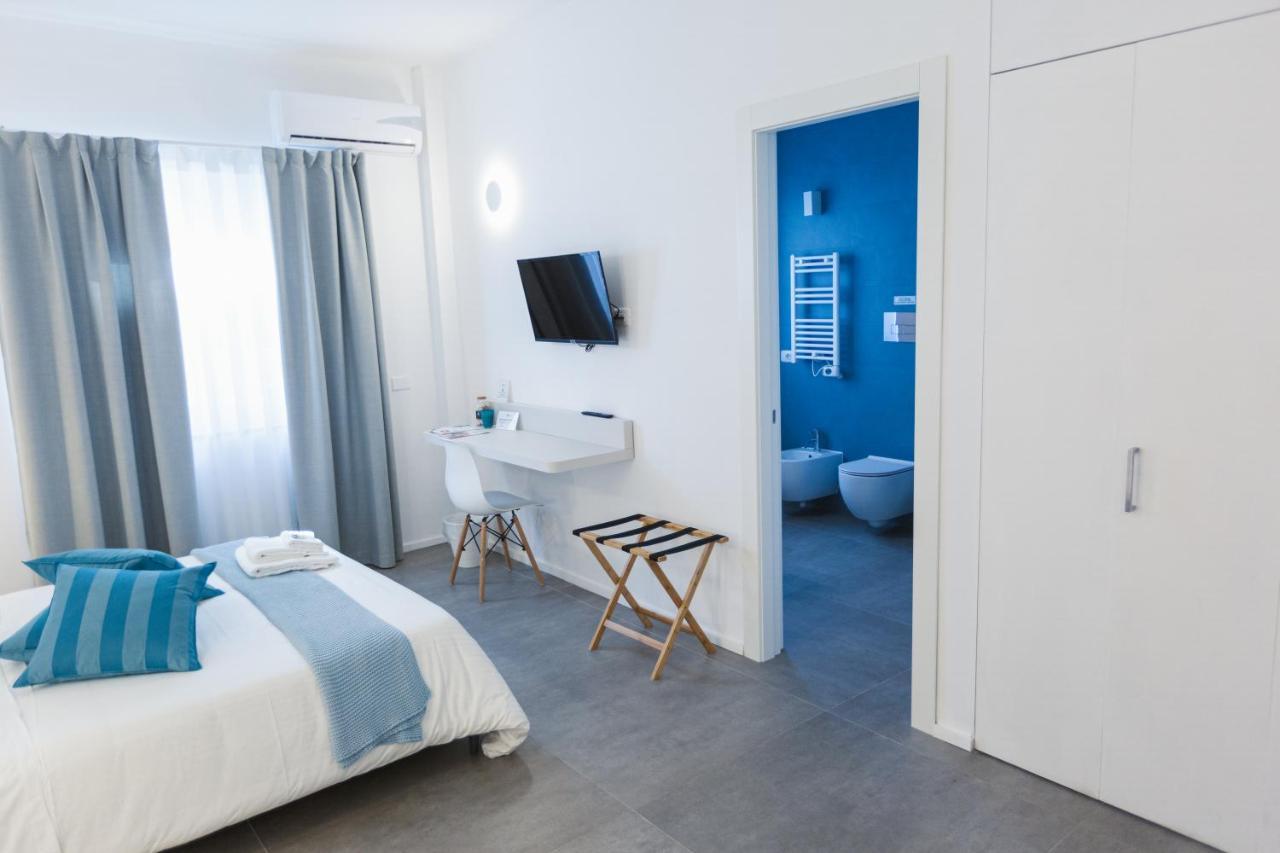 B&B A Due Passi Dal Mare Gela Εξωτερικό φωτογραφία